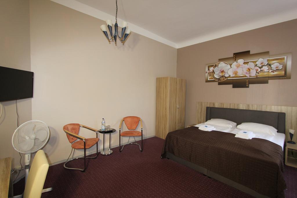 City Hotel Gotland Berlim Exterior foto