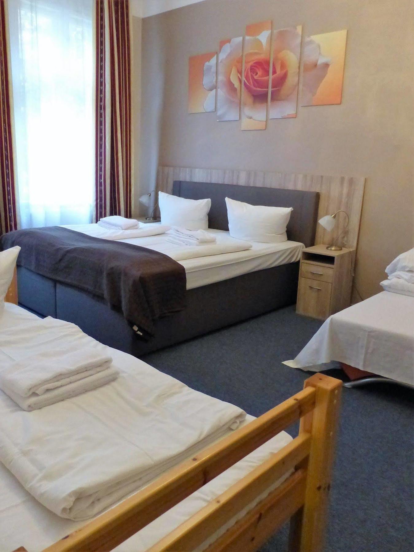City Hotel Gotland Berlim Exterior foto